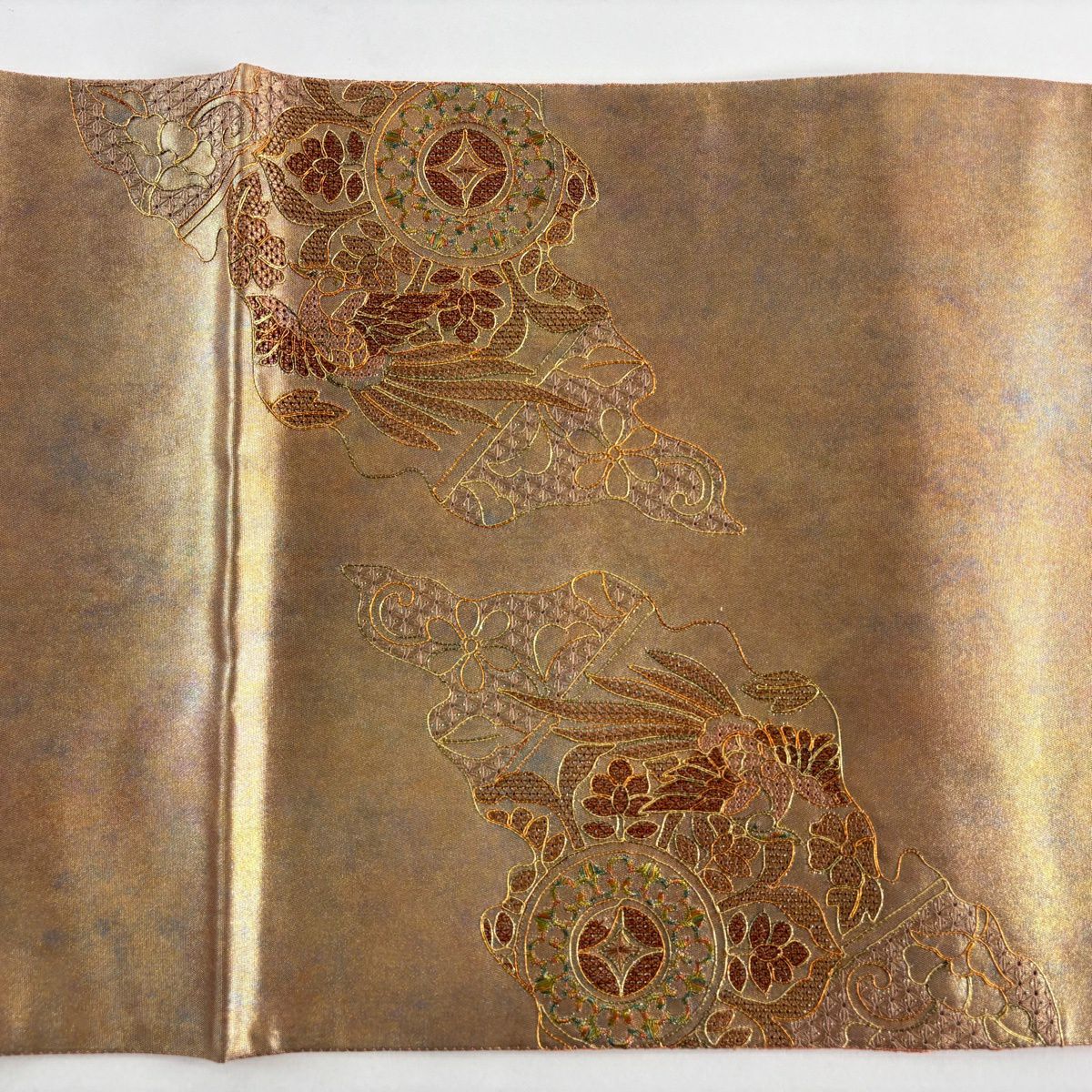 【美品】 袋帶 名品級 關西仕立 華紋 鳳凰 金金箔 刺繡 淺茶 純蠶絲 お太鼓柄