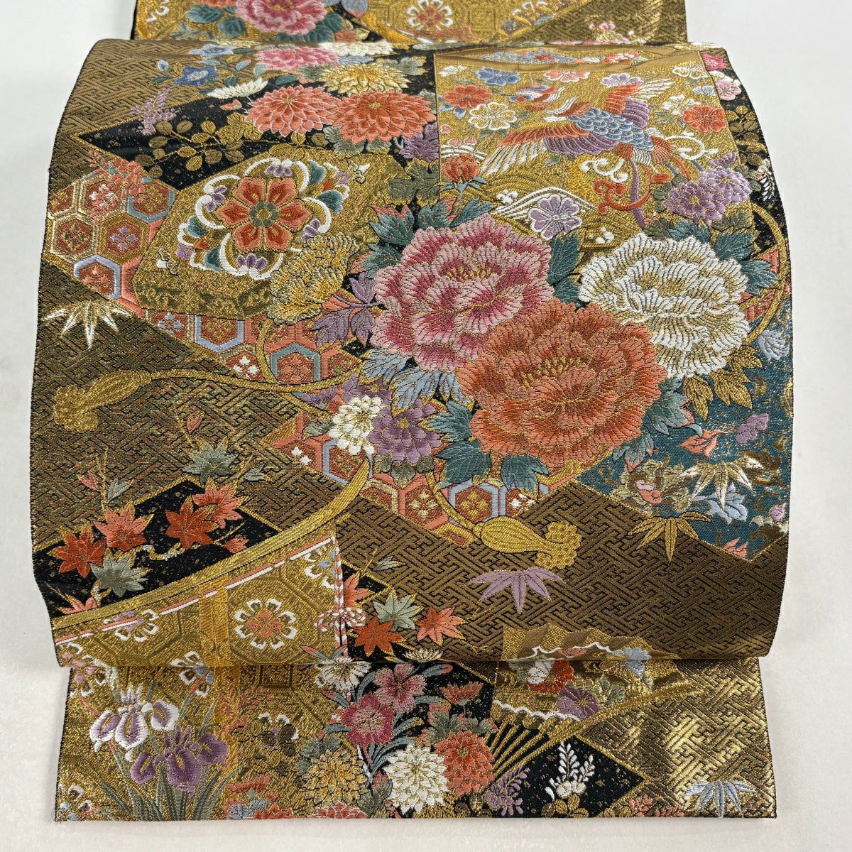 【美品】 袋帶 秀品級 貝桶 草花紋 金糸 金金箔 黑 六通 純蠶絲