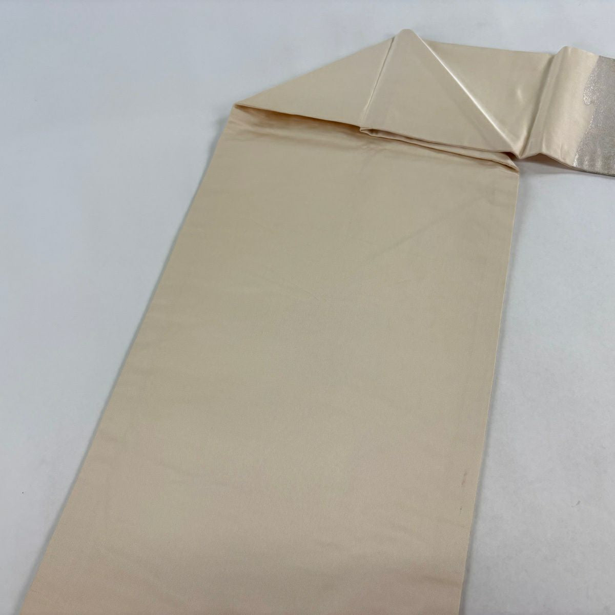 名古屋帶 秀品級 椿 色紙 金金箔 金銀彩 灰白 純蠶絲