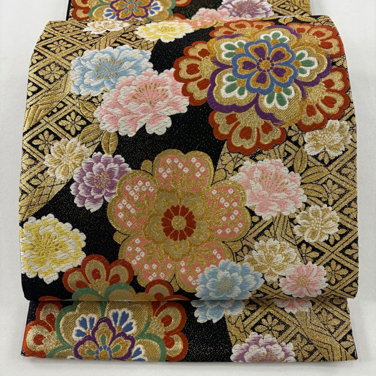 【美品】 袋帶 秀品級 大和 華紋 菱 金絲 唐織 黑 六通 純蠶絲