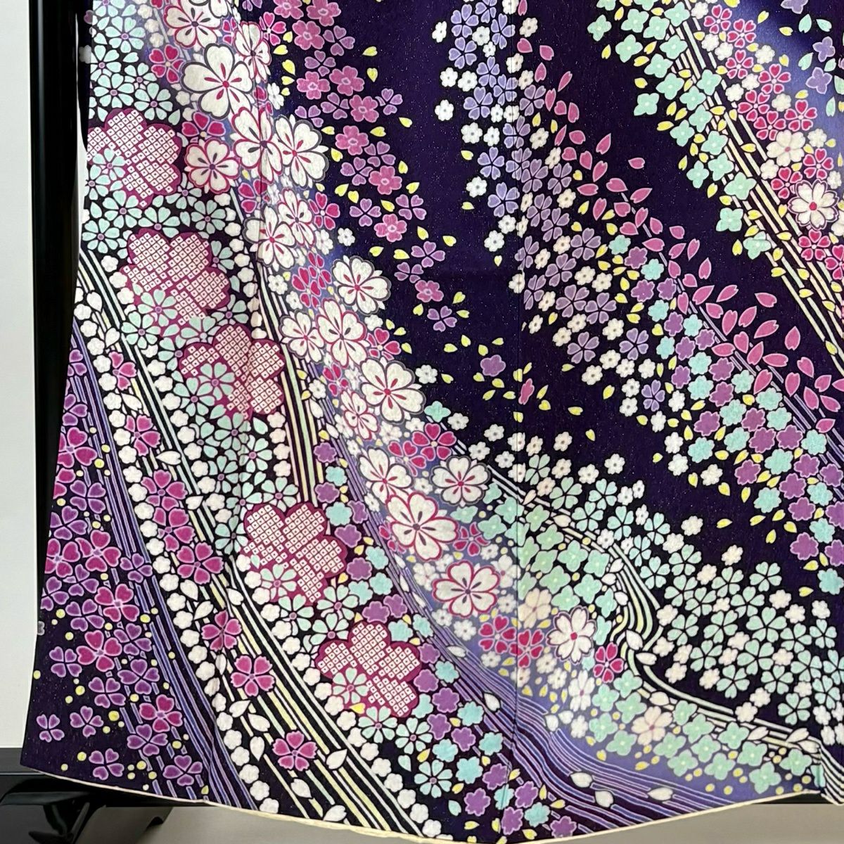 振袖禮服 身長159.5cm 袖長66.5cm M 雙層 櫻花花瓣 銀通 紫 純蠶絲 逸品級