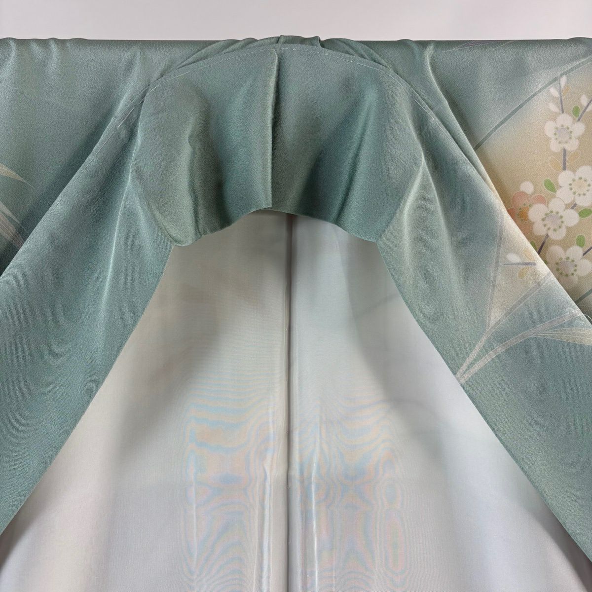 【美品】訪問服 身長159.5cm 袖長65.5cm M 雙層 鈴乃屋 落款あり 菊花 梅花 染分 薄綠 純蠶絲 逸品級