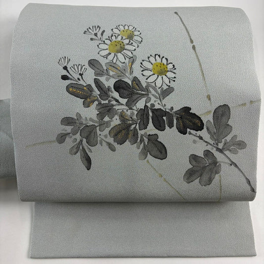 【美品】 名古屋帶 秀品級 菊花 金彩裝飾 縮緬 灰綠 純蠶絲