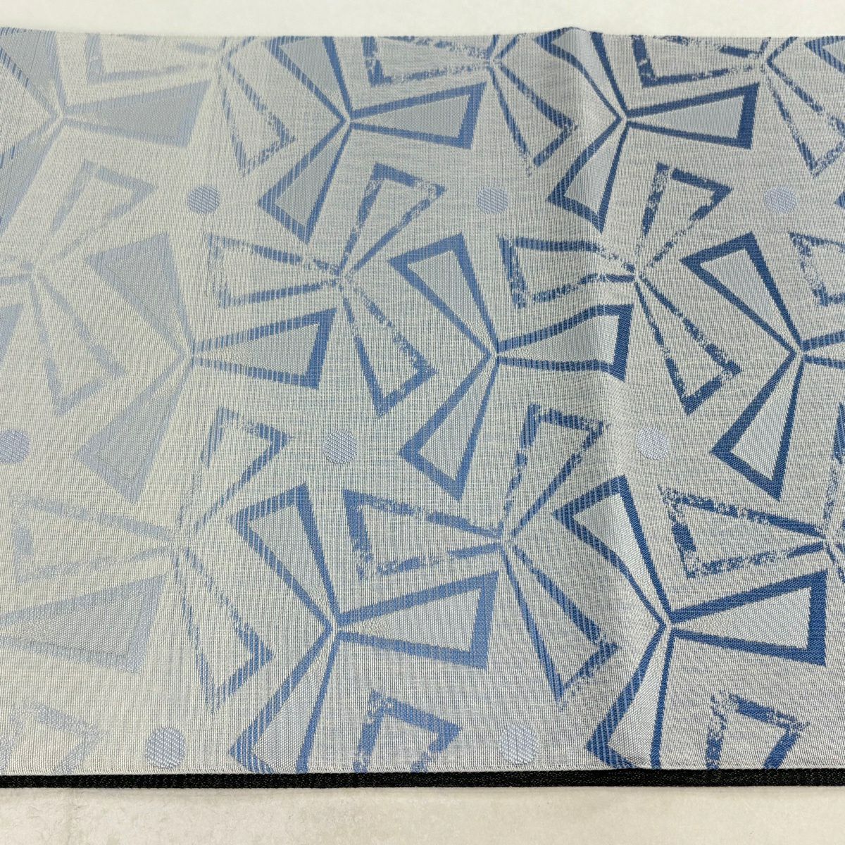 【美品】 袋帶 逸品級 鈴乃屋 幾何學 段紋 水藍色 六通 純蠶絲