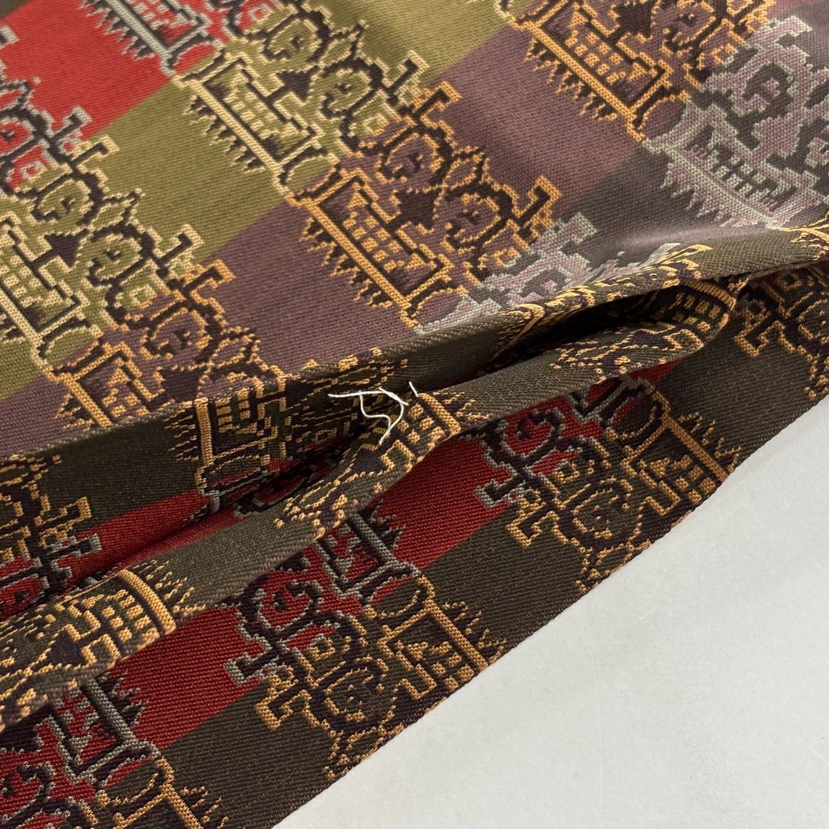 【美品】 開口名古屋帶 逸品級 龍村美術織物 比翼仕立 雙獅噛文長斑錦 灰紫 純蠶絲