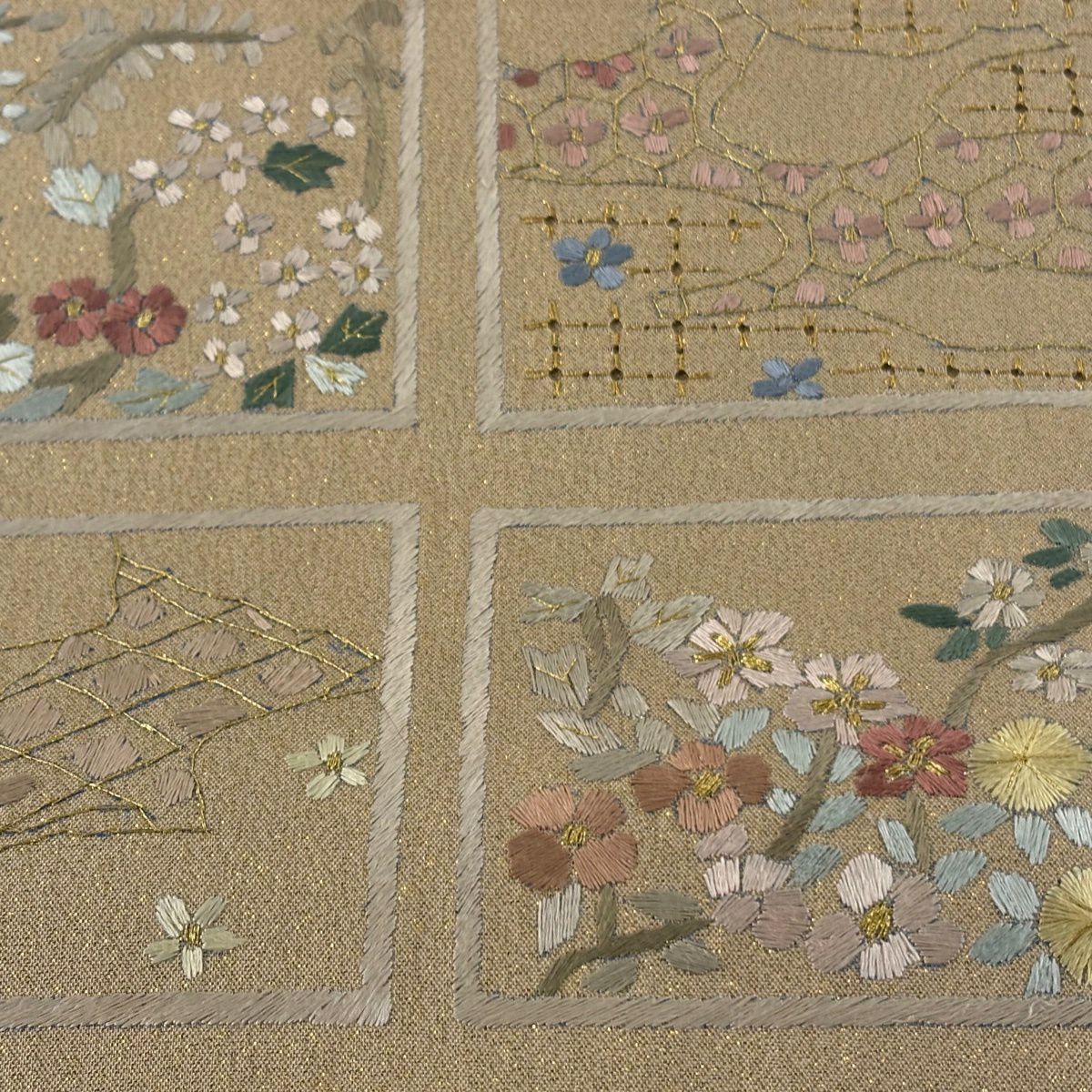 【美品】 袋帶 逸品級 草花紋紋 有職文樣 刺繡 金絲 淺茶 六通 純蠶絲