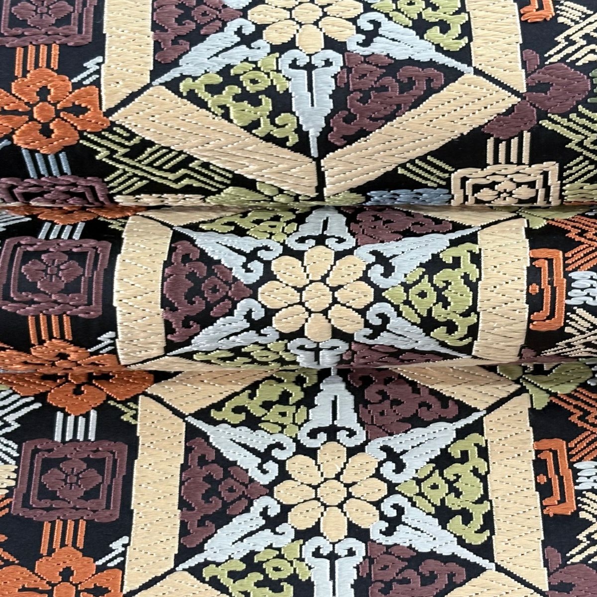 袋帶 逸品級 關西仕立 雞心 華紋 唐織 黑 六通 純蠶絲