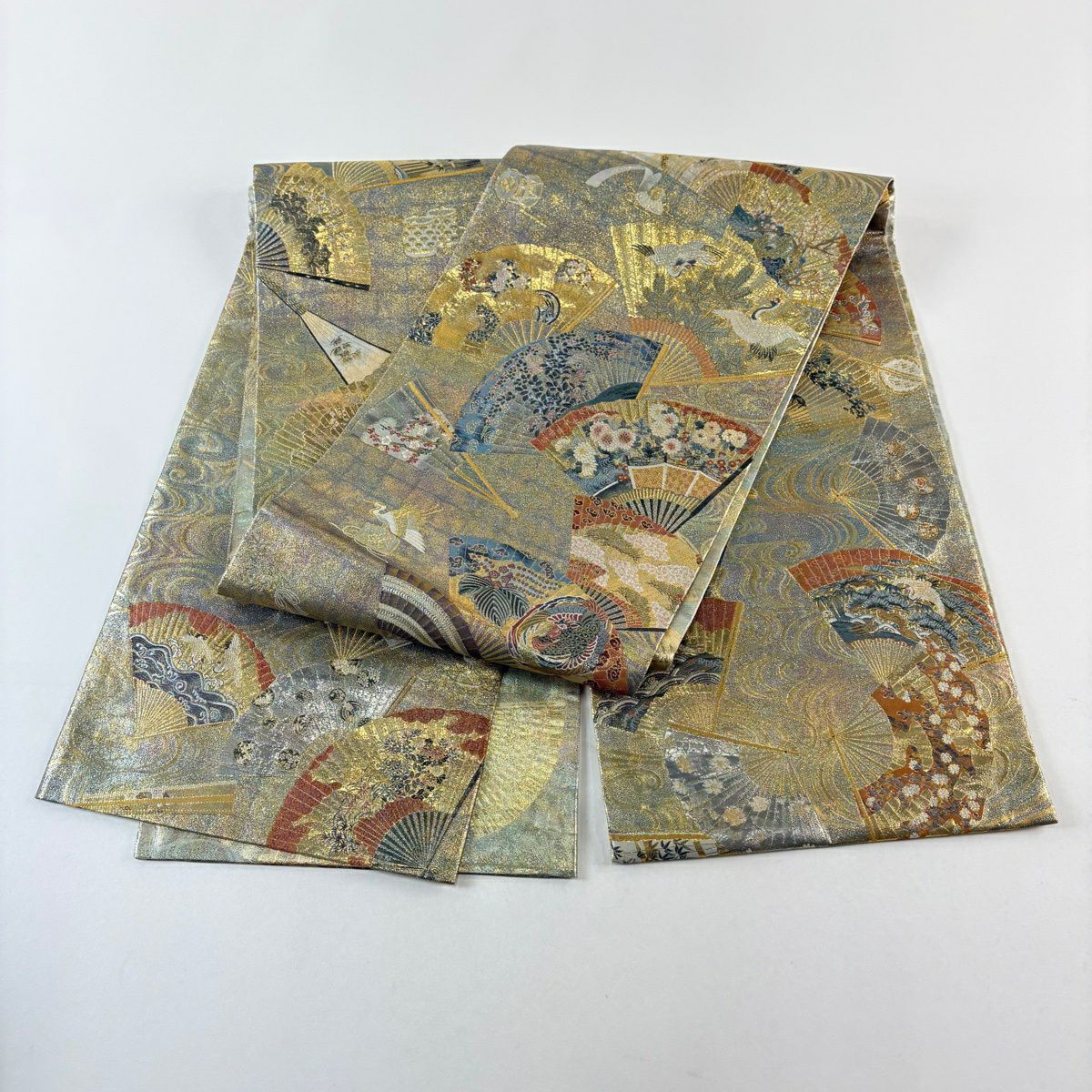 【美品】 袋帶 名品級 落款あり 徳川美術館秘藏 能樂百扇子 流水 金金箔 金色 お太鼓柄 純蠶絲