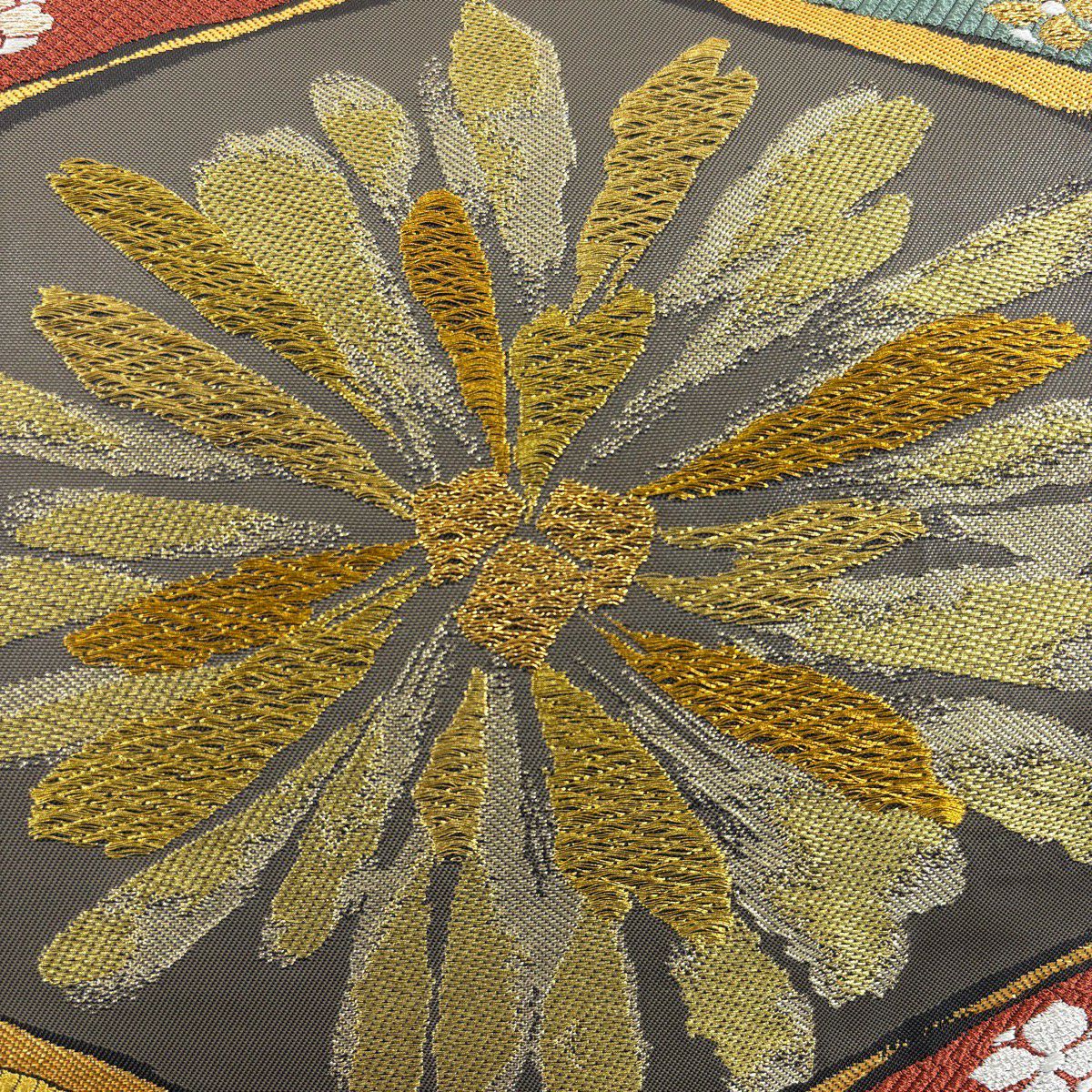 【美品】 袋帶 秀品級 關西仕立 若松樹 龜甲 金絲 金金箔 灰茶 六通 純蠶絲