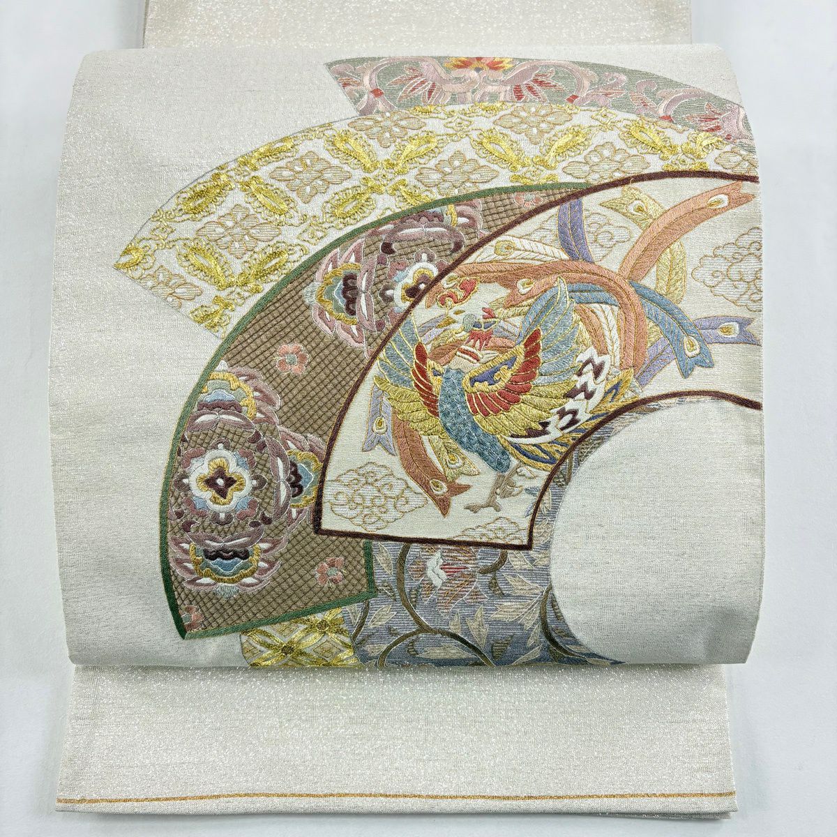 【美品】 袋帶 秀品級 關西仕立 雛鳳凰 華紋 刺繡 金金箔 奶油色 大鼓圖案 純蠶絲