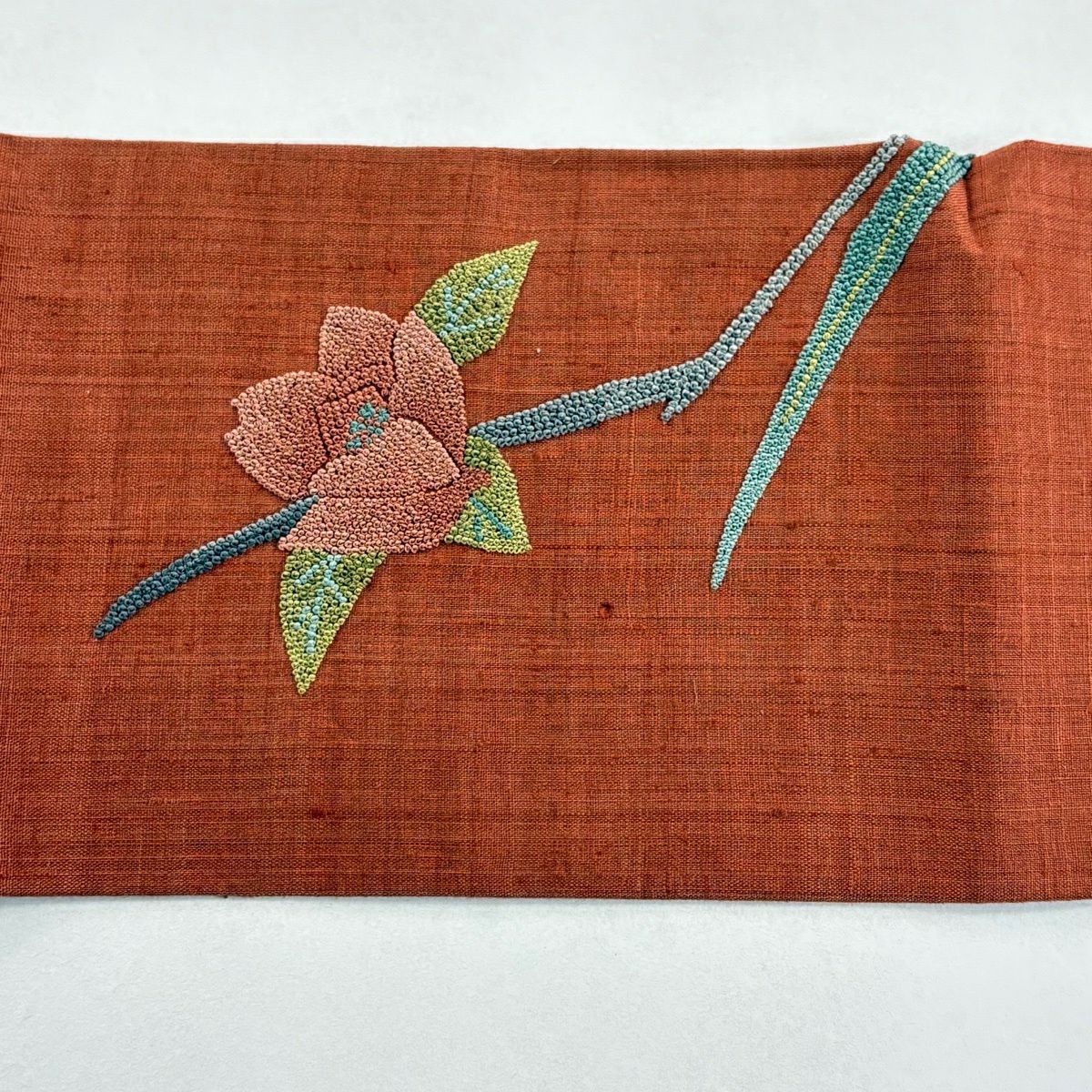 【美品】名古屋帶 秀品級 紬織織 草花紋紋 相良刺繡 橙色 純蠶絲