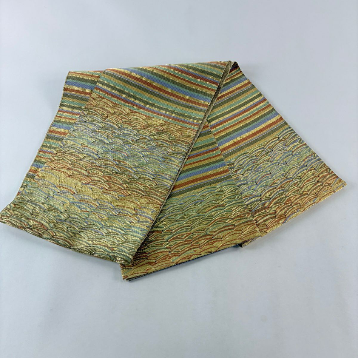 袋帶 秀品級 幾何圖案 條紋 金絲 淡黃土色 大鼓圖案 純蠶絲