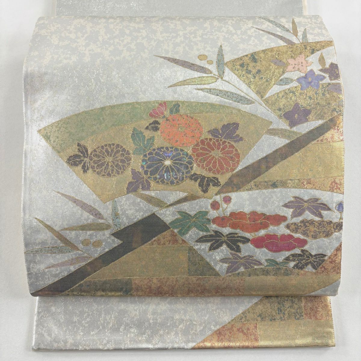 【美品】 袋帶 秀品級 扇子面 草花紋紋 螺鈿 金金箔 銀 純蠶絲