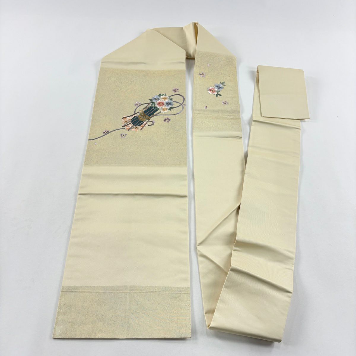 【美品】 名古屋帶 秀品級 草花紋紋 組紐 金銀彩 金金箔 淺黃 純蠶絲