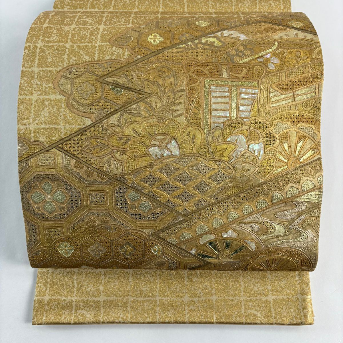 【美品】 袋帶 秀品級 御所車 有職紋樣 螺鈿 金銀彩 金 紅色 正蠶絲