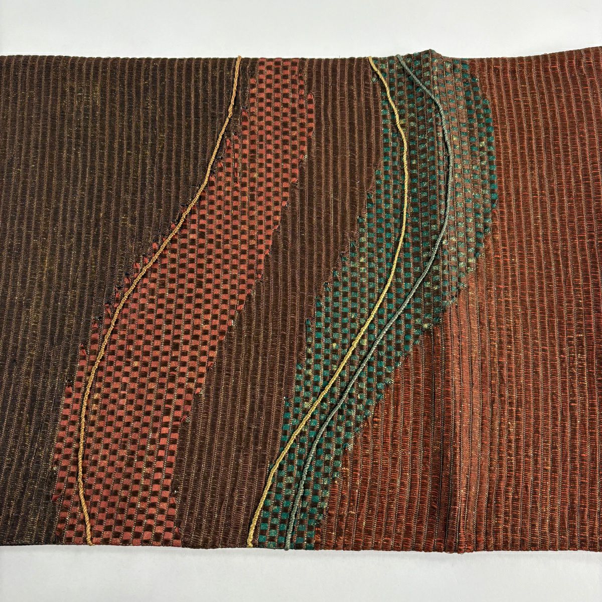 【美品】 袋帶 秀品級 幾何學 金絲 金金箔 茶 お太鼓圖案 純蠶絲