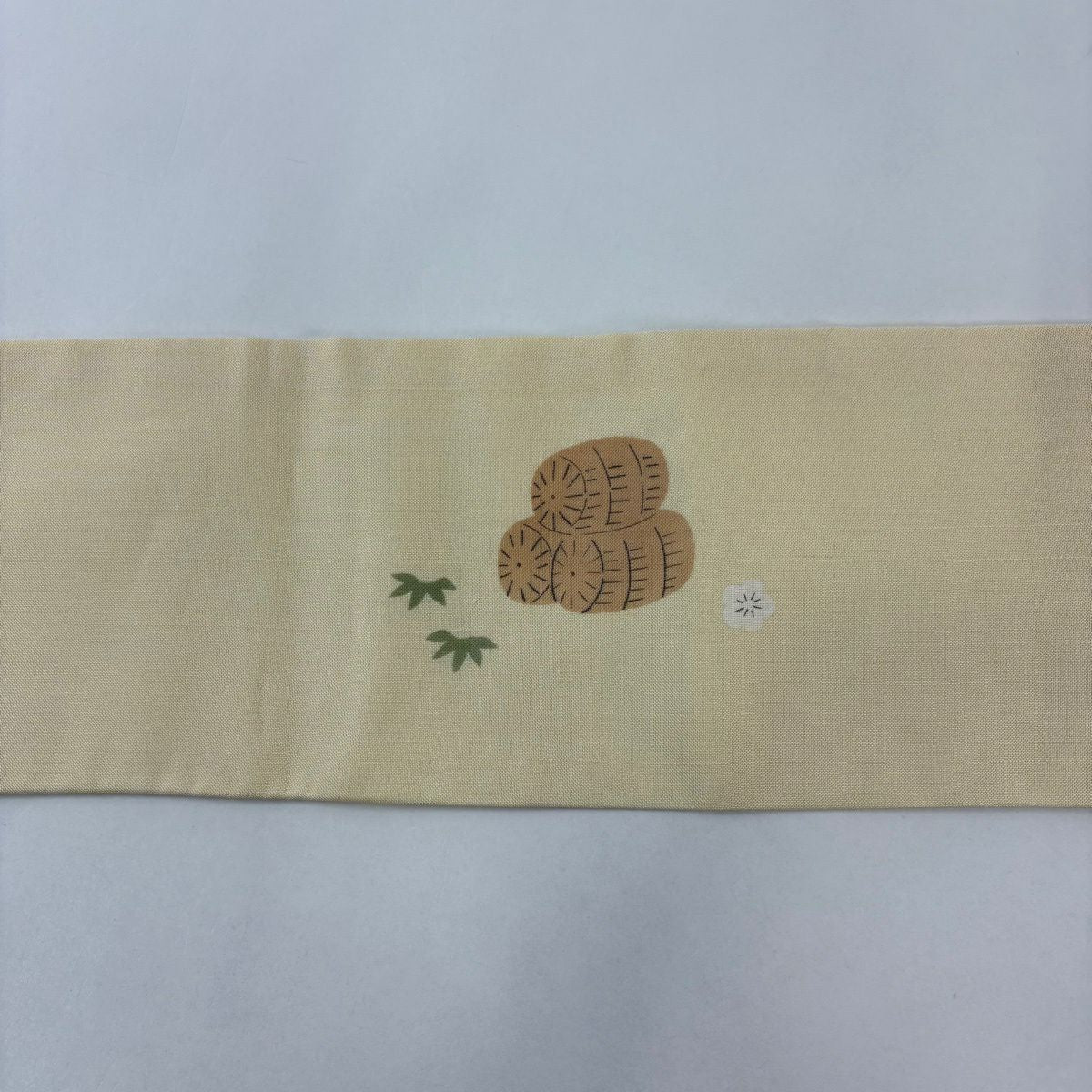 【美品】名古屋帶 名品級 兔子 樽 薄黃 純蠶絲
