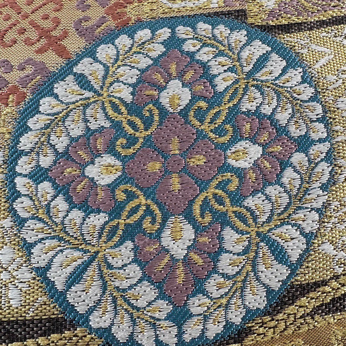 【美品】 袋帶 名品級 蝶 草花紋刺繡 金線 茶紫 六通 純蠶絲
