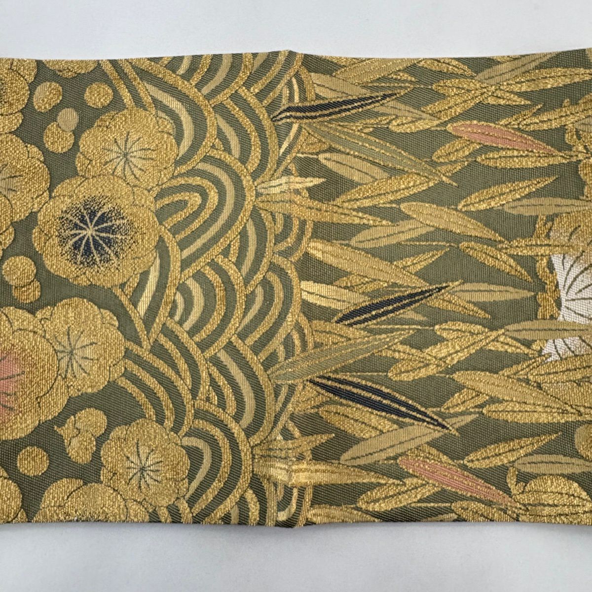 【美品】 袋帶 名品級 松樹竹子梅花 波 金糸 鶯 深藍 六通 純蠶絲