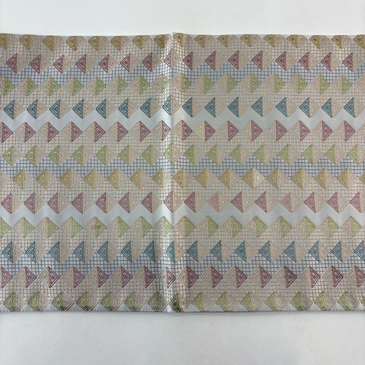 【美品】 袋帶 名品級 有落款 幾何學圖案 灰綠 六通 純蠶絲