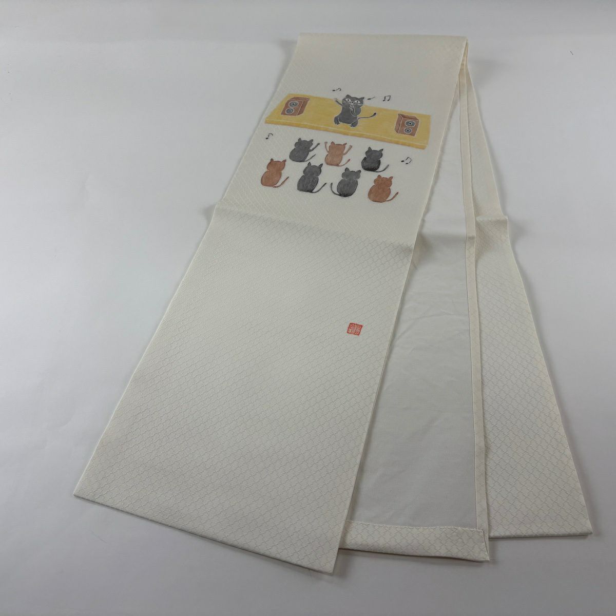 【美品】 開口名古屋帶 逸品級 附有落款 貓圖案 奶油色 純蠶絲
