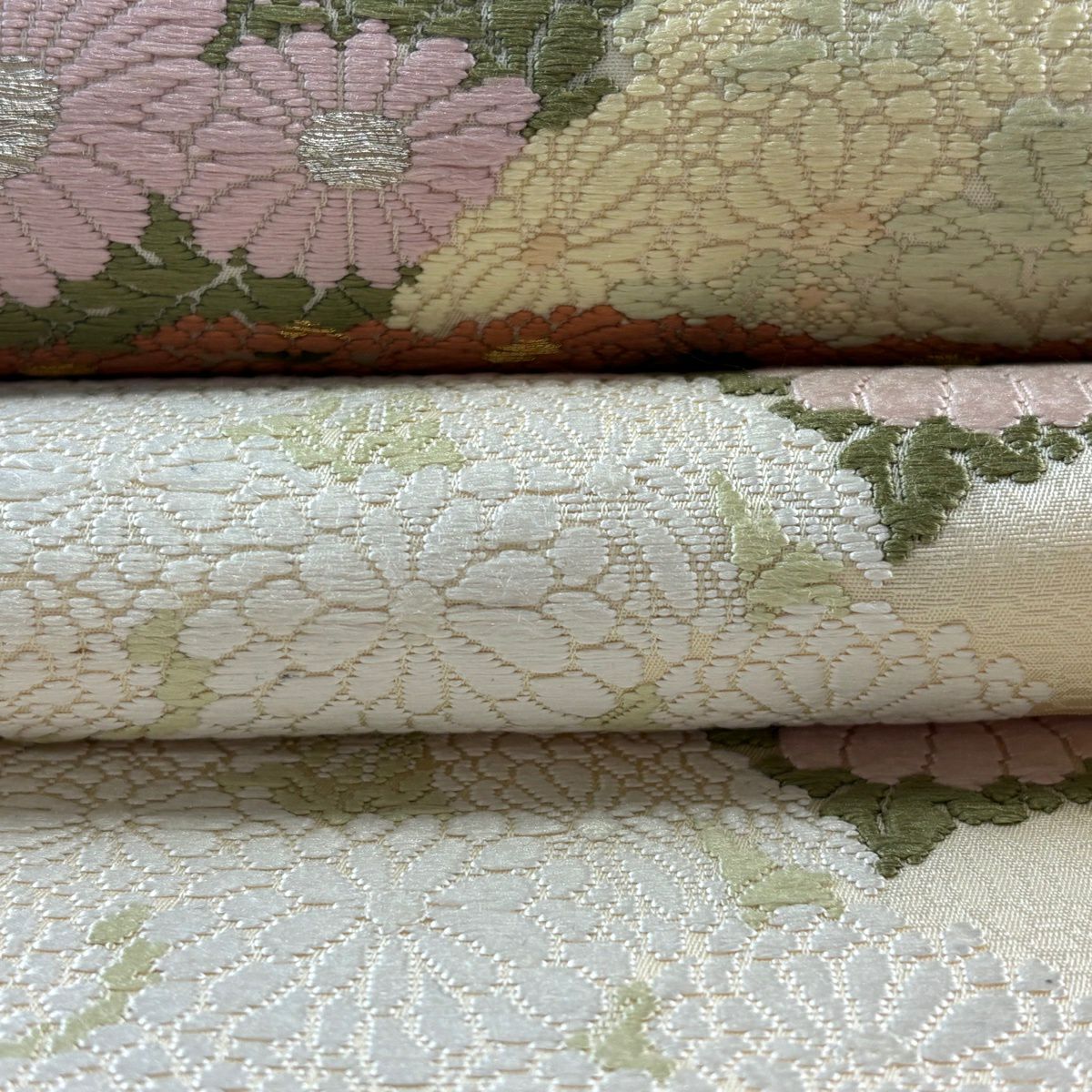 袋帶 逸品級 山口美術織物 落款 菊花地重陽文 金絲 奶油色 大鼓圖案 純蠶絲