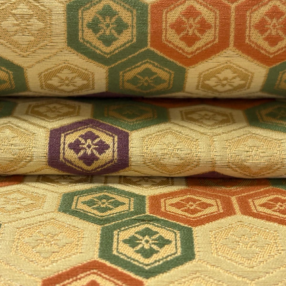 【美品】 袋帶 逸品級 人間國寶 喜多川平朗 龜甲 花菱 米色 六通 純蠶絲