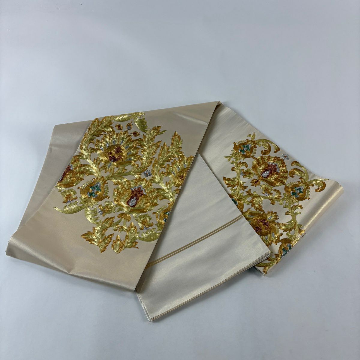 袋帶 逸品級 關西仕立 草花紋 金銀彩 刺繡 金色 大鼓圖案 純蠶絲