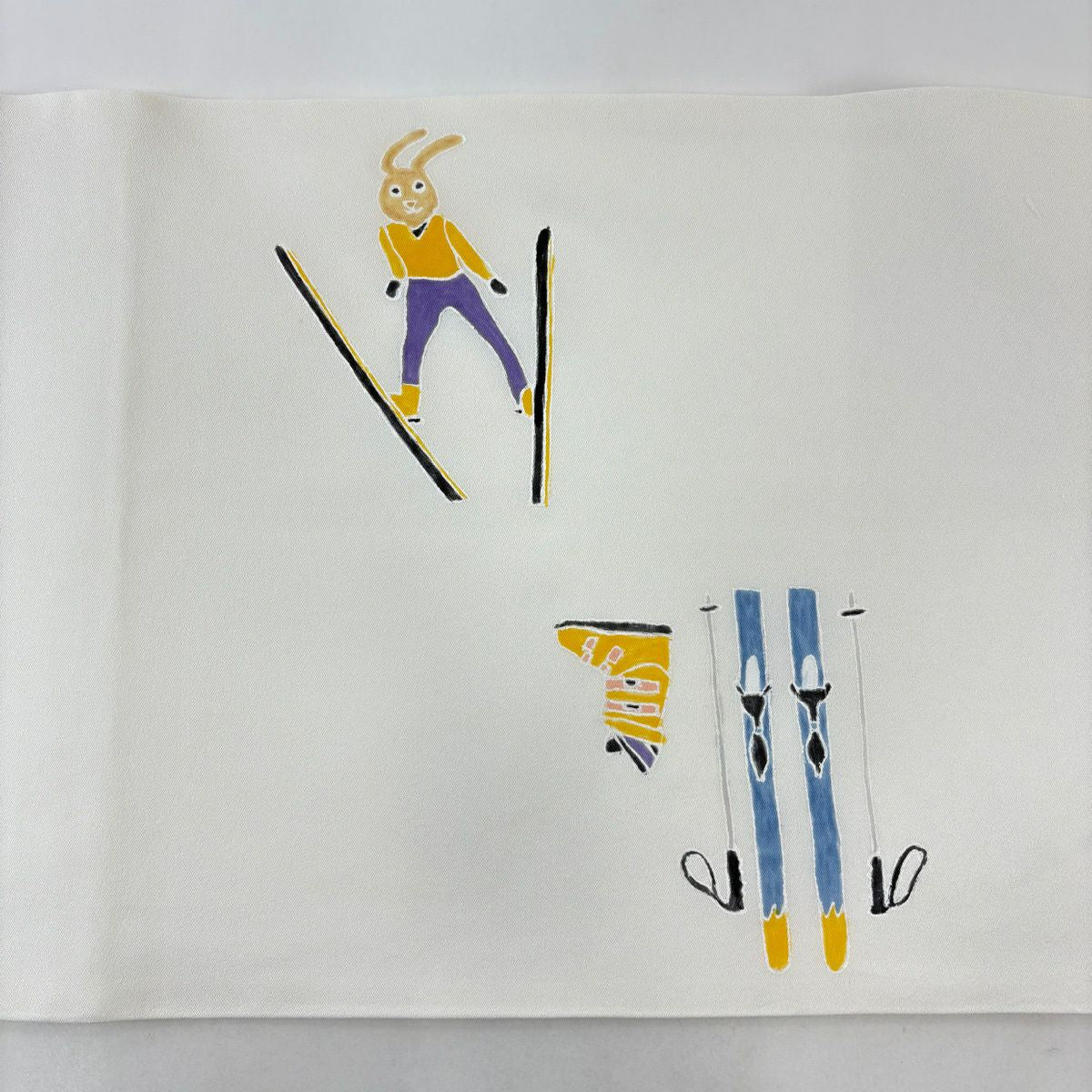 【美品】 開口名古屋帶 逸品級 附落款 滑雪者 兔子 奶油色 純蠶絲