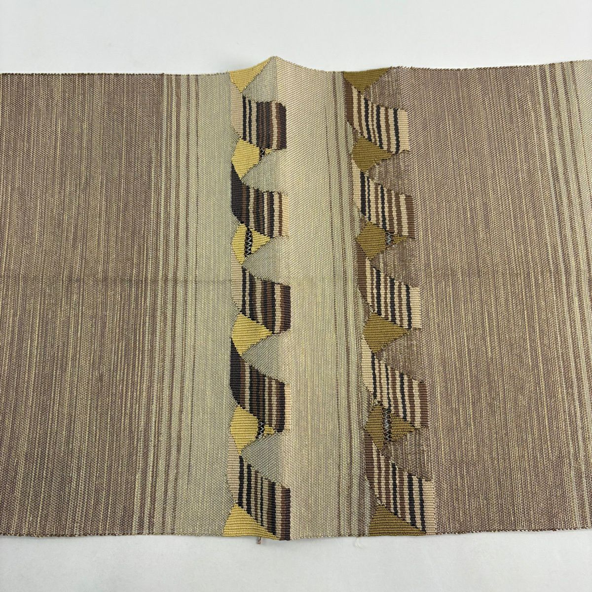 名古屋帶 秀品級 八寸名古屋帶 松樹葉仕立 雜幾何 金絲 米色 純蠶絲