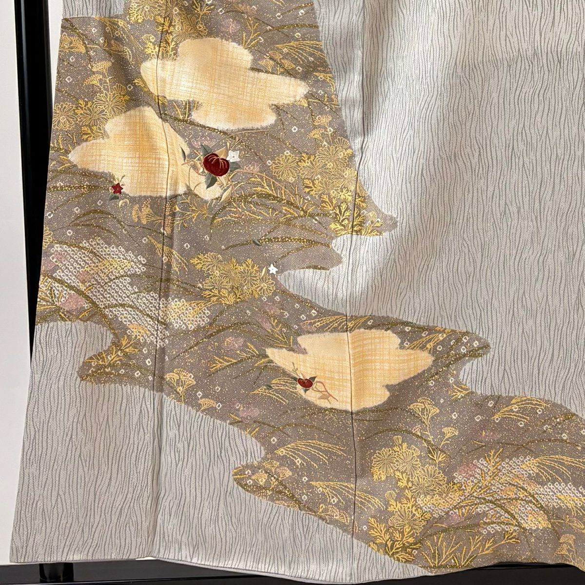 【美品】 付下 身長158cm 袖長63cm S 雙層 秋草 霞 刺繡 金銀彩 灰 純蠶絲 名品級 一つ紋