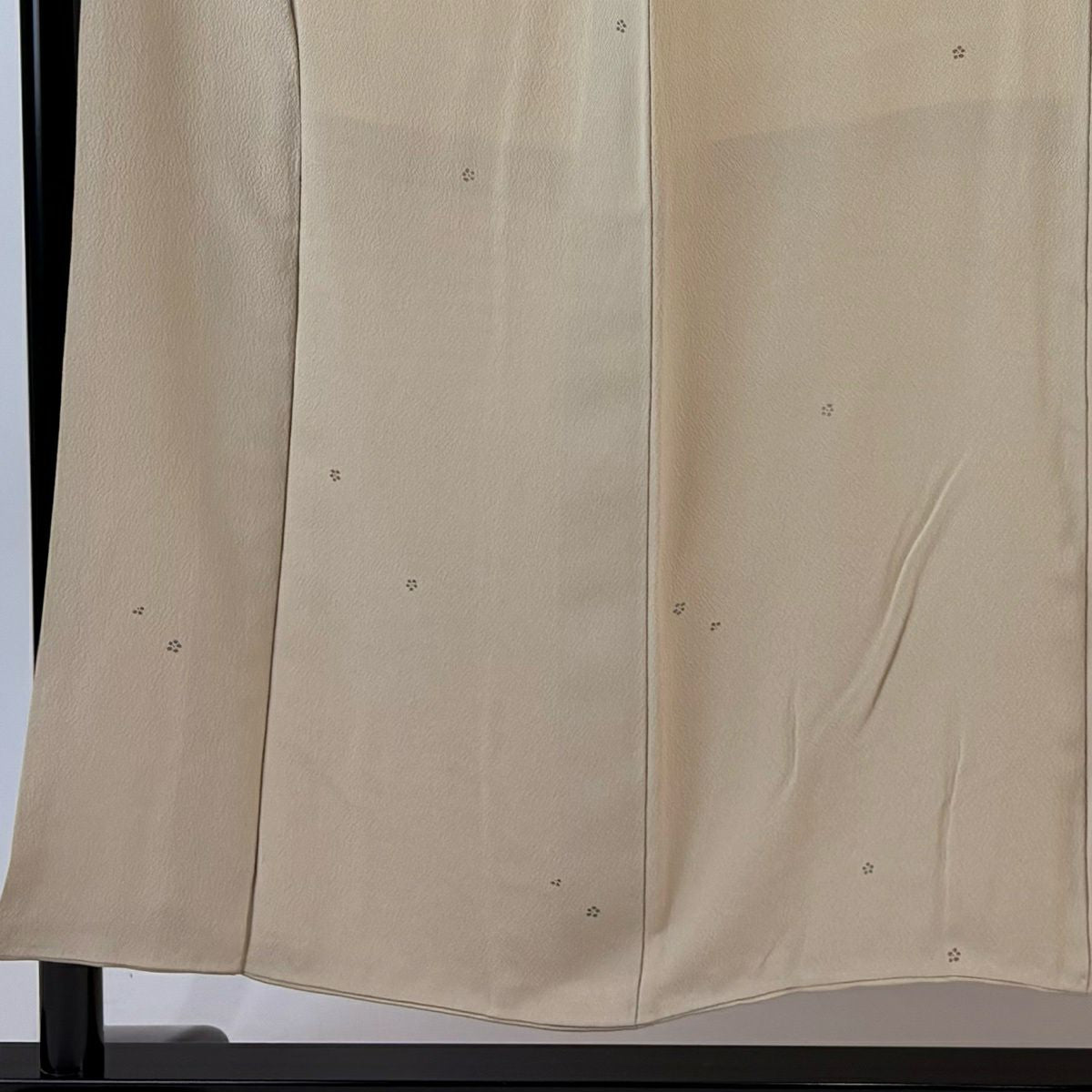 小紋 身長151cm 袖長64.5cm M 雙層 柿本市郎 落款あり 梅花 金金箔 米色 純蠶絲 名品級 一つ紋