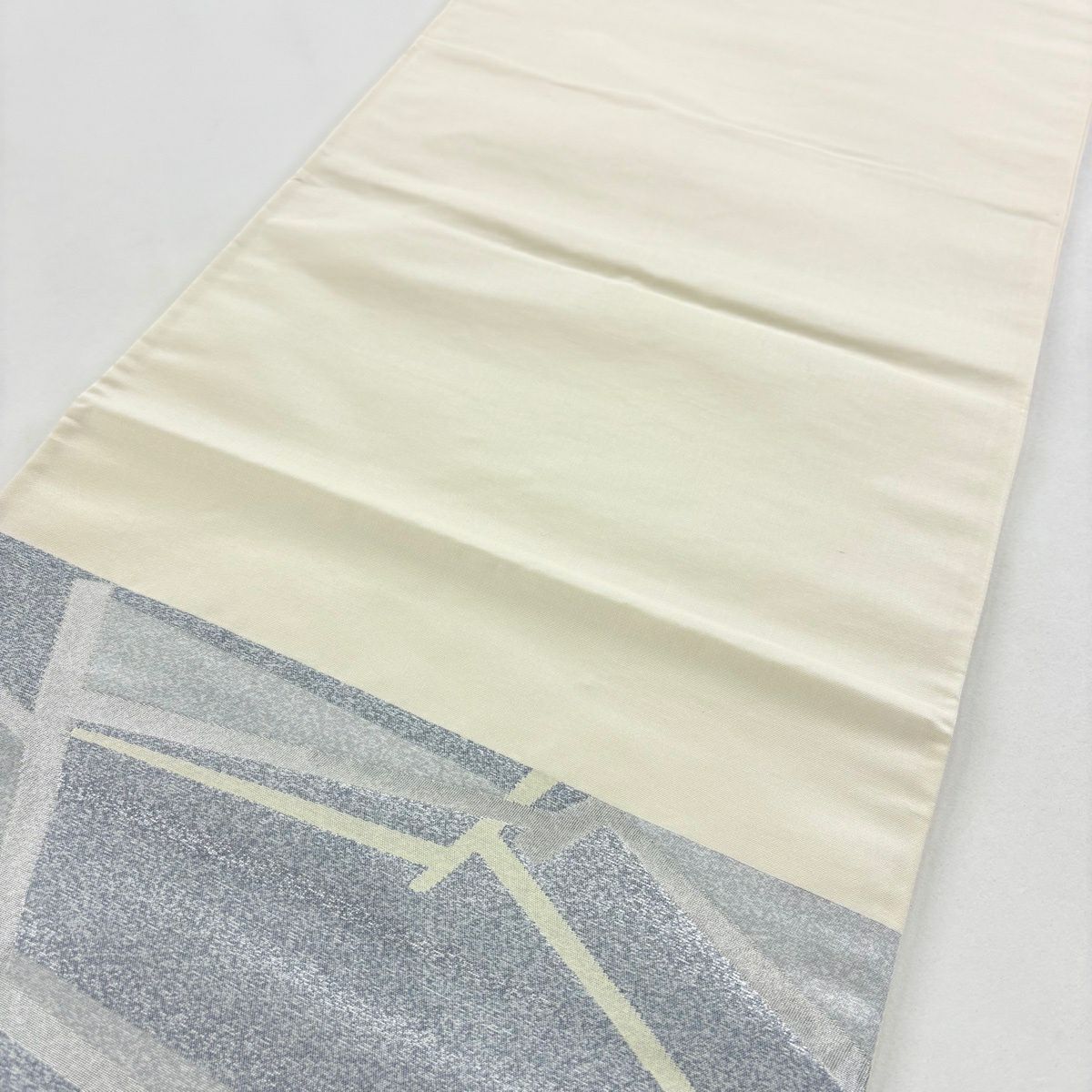 【美品】 袋帶 名古屋帶 優品級 幾何學圖案 銀線 金金箔 灰色 純蠶絲