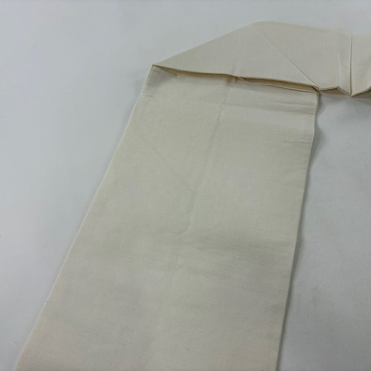 【美品】名古屋帶 逸品級 證書齊全 読谷山花織 菱花 白色 純蠶絲