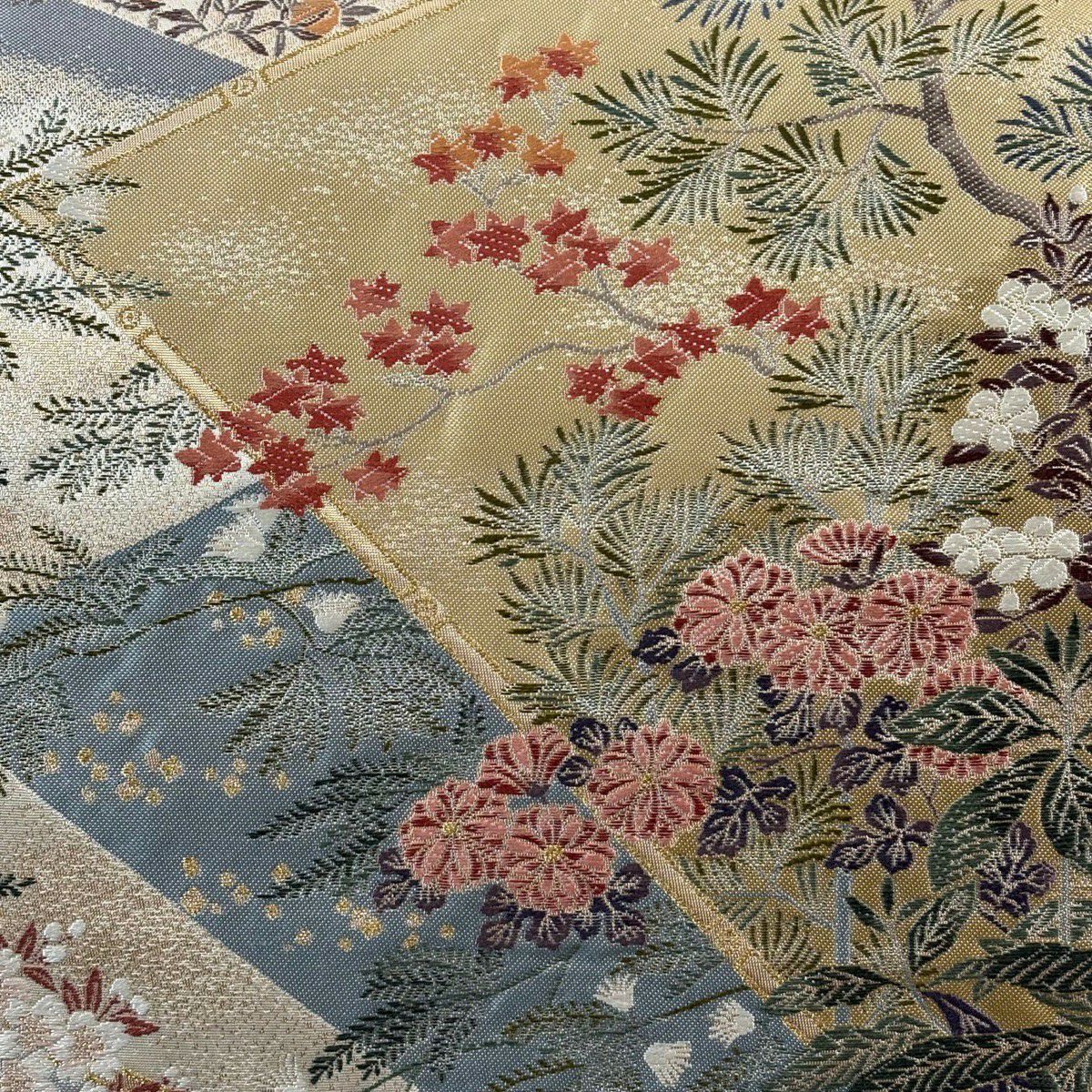 【美品】 袋帶 逸品級 となみ織物 落款あり 証紙あり 松樹 櫻花 金糸 唐織 米色 六通 純蠶絲