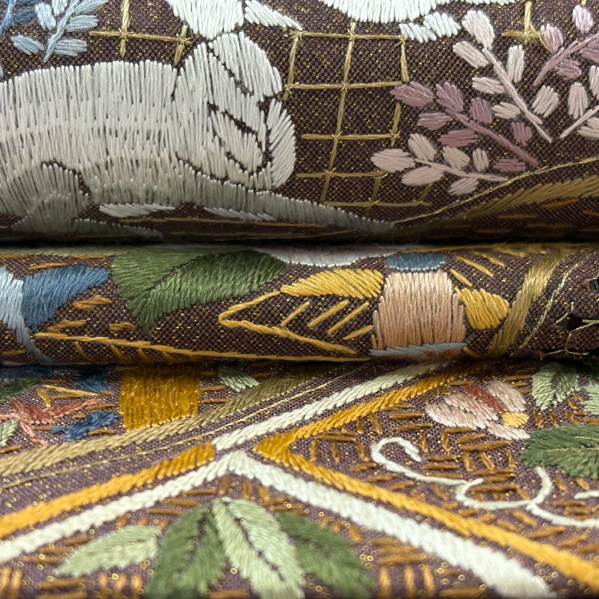 袋帶 逸品級 草花紋紋 動物刺繡 金線 小豆 深褐色 六通 純蠶絲