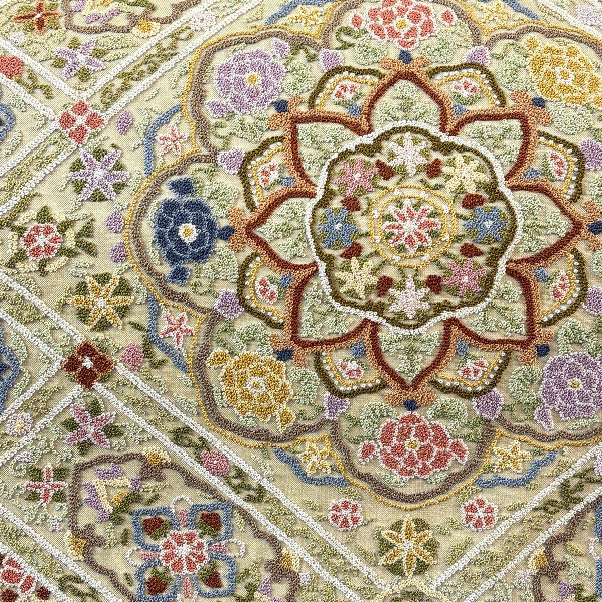 袋帶 逸品級 華紋 菱天井 相良刺繡 薄茶 純蠶絲