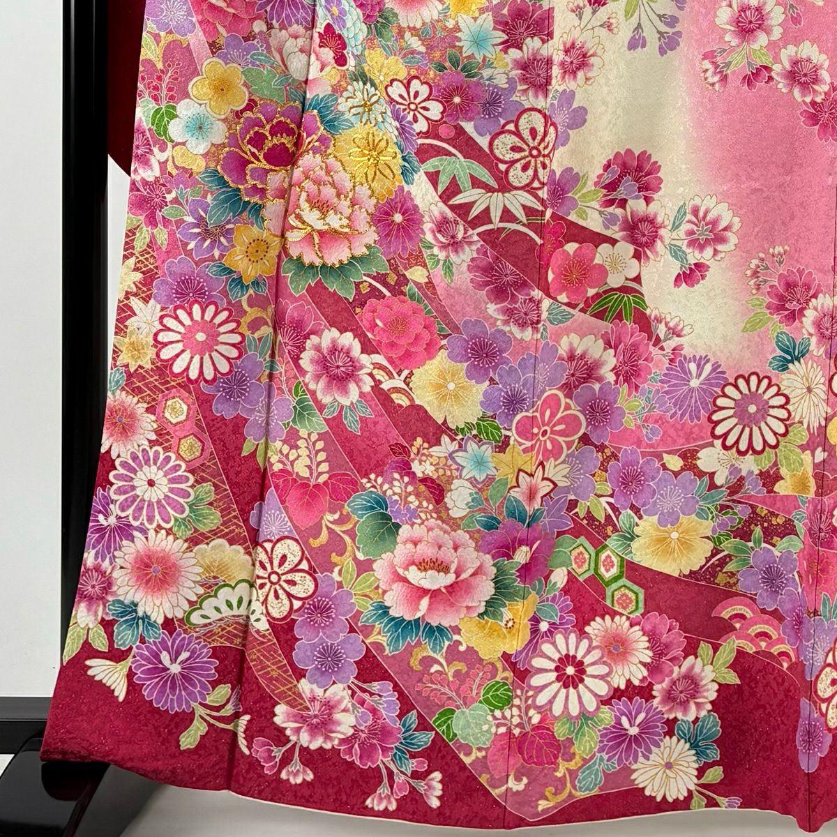 【美品】振袖禮服 身長164.5cm 袖長65.5cm M 雙層 牡丹 松樹竹子梅花 金銀彩 奶油色 純蠶絲 逸品級