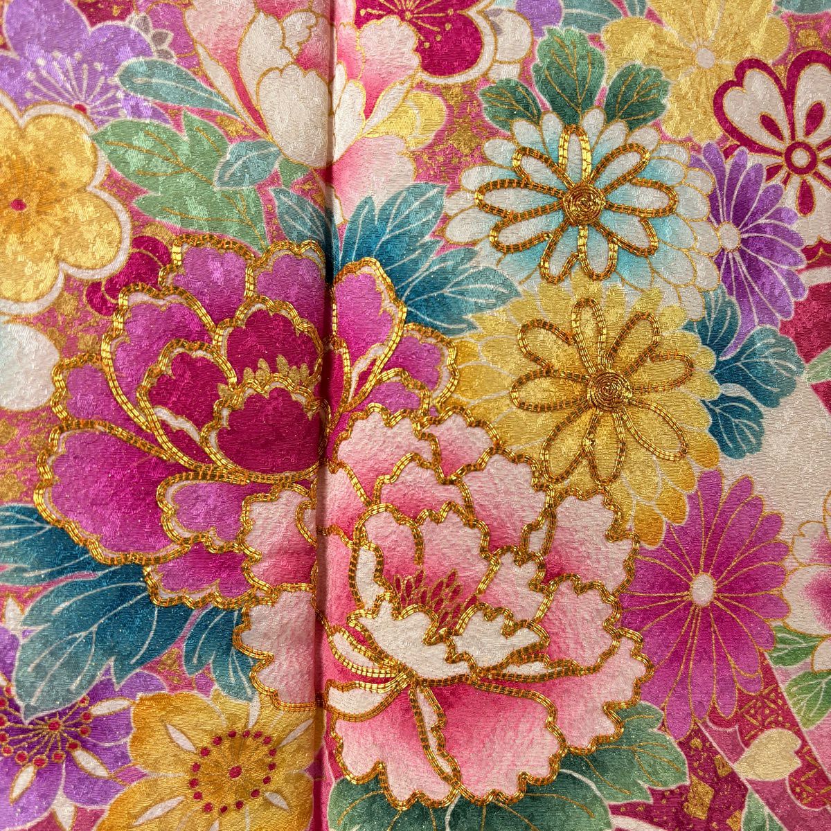 【美品】振袖禮服 身長164.5cm 袖長65.5cm M 雙層 牡丹 松樹竹子梅花 金銀彩 奶油色 純蠶絲 逸品級