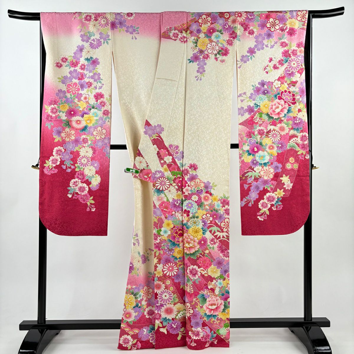 【美品】振袖禮服 身長164.5cm 袖長65.5cm M 雙層 牡丹 松樹竹子梅花 金銀彩 奶油色 純蠶絲 逸品級