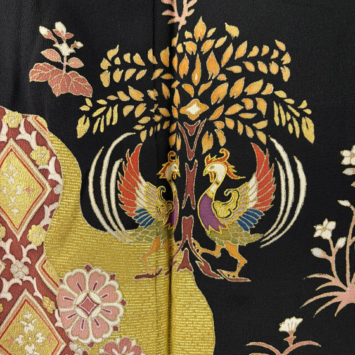 黑留袖禮服 身長160cm 袖長63cm S 雙層 千總 有落款 向鳥 花唐草紋 金銀彩 金絲 黑 純蠶絲 逸品級