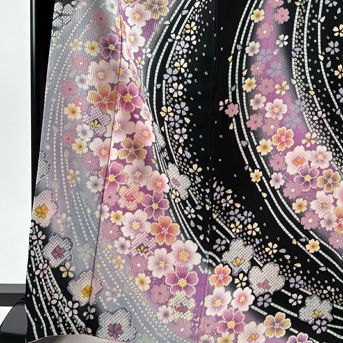 【美品】振袖禮服 身長168.5cm 袖長68cm L 雙層櫻櫻花瓣 金金箔金銀彩 黑純蠶絲 逸品級