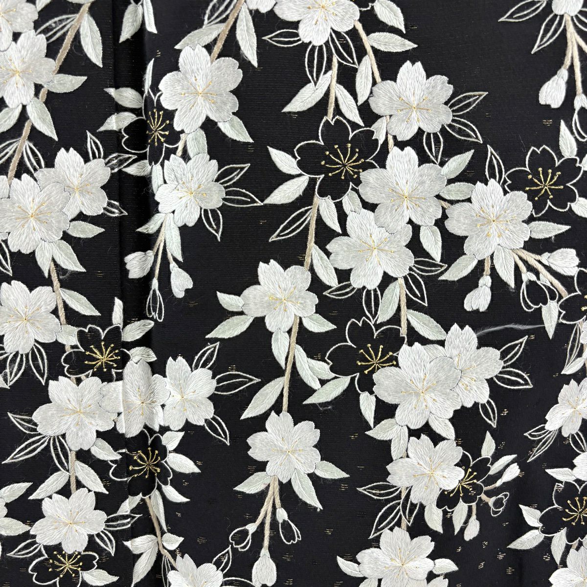 【美品】振袖禮服 身長166cm 袖長69cm L 雙層 垂枝櫻花 刺繡 金銀彩 黑 純蠶絲 逸品級