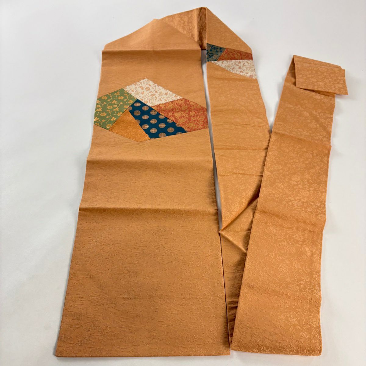 【美品】名古屋帶 優品級 花唐草紋 金金箔 淺橙色 純蠶絲