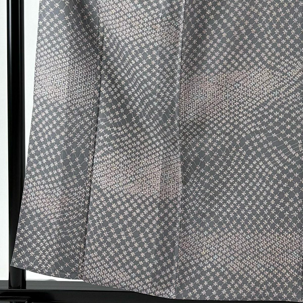 【美品】 小紋 身長157cm 袖長63cm S 單層 花 幾何圖案 灰 純蠶絲 優品級