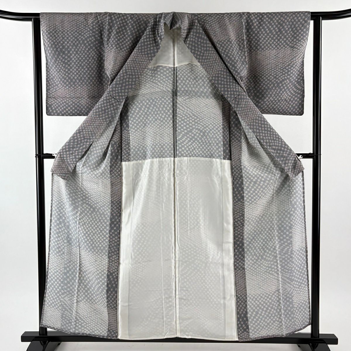 【美品】 小紋 身長157cm 袖長63cm S 單層 花 幾何圖案 灰 純蠶絲 優品級