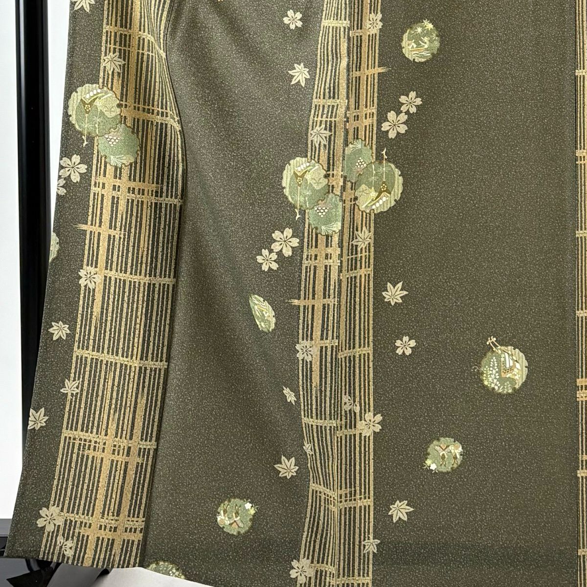 【美品】 小紋 身長163cm 袖長67cm M 單層 可洗和服 雪輪 兔子 灰綠 化纖 優品級