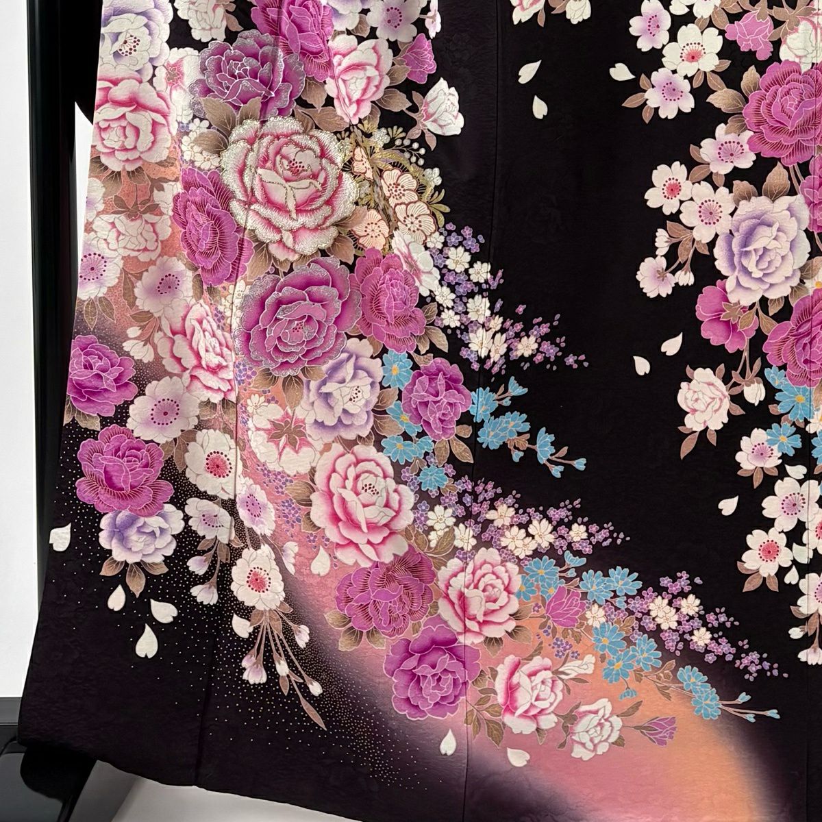 振袖禮服 身長164cm 袖長65cm M 雙層 薔薇 草花紋刺繡 金銀彩 茶紫 純蠶絲 名品級