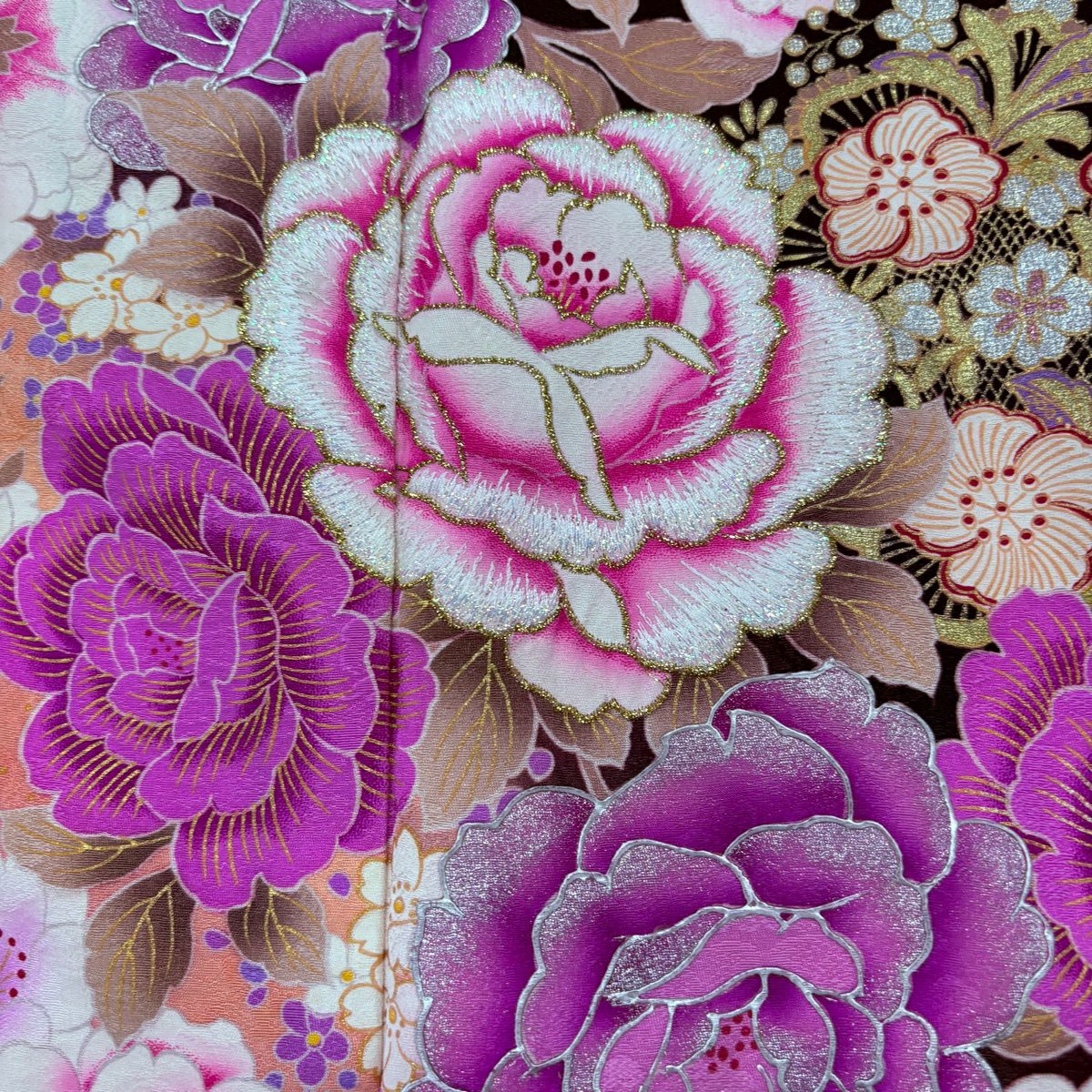 振袖禮服 身長164cm 袖長65cm M 雙層 薔薇 草花紋刺繡 金銀彩 茶紫 純蠶絲 名品級