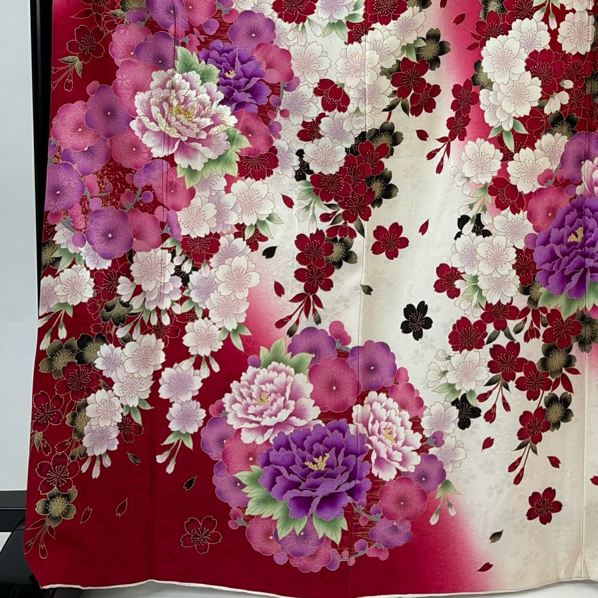 振袖禮服 身長168cm 袖長69cm L 雙層 牡丹 櫻花 刺繡 金金箔 紅 純蠶絲 名品級